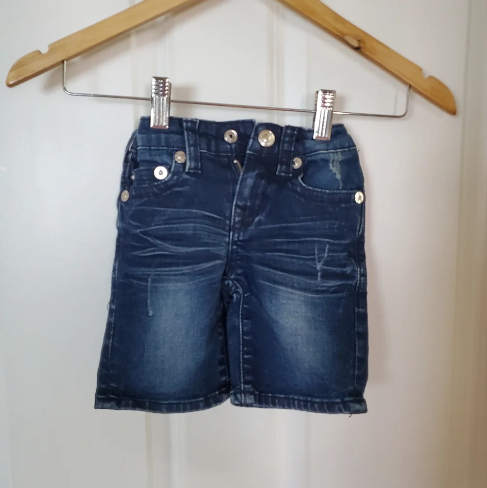 Toddler true religion distressed‎ deni shorts. Size 2T.